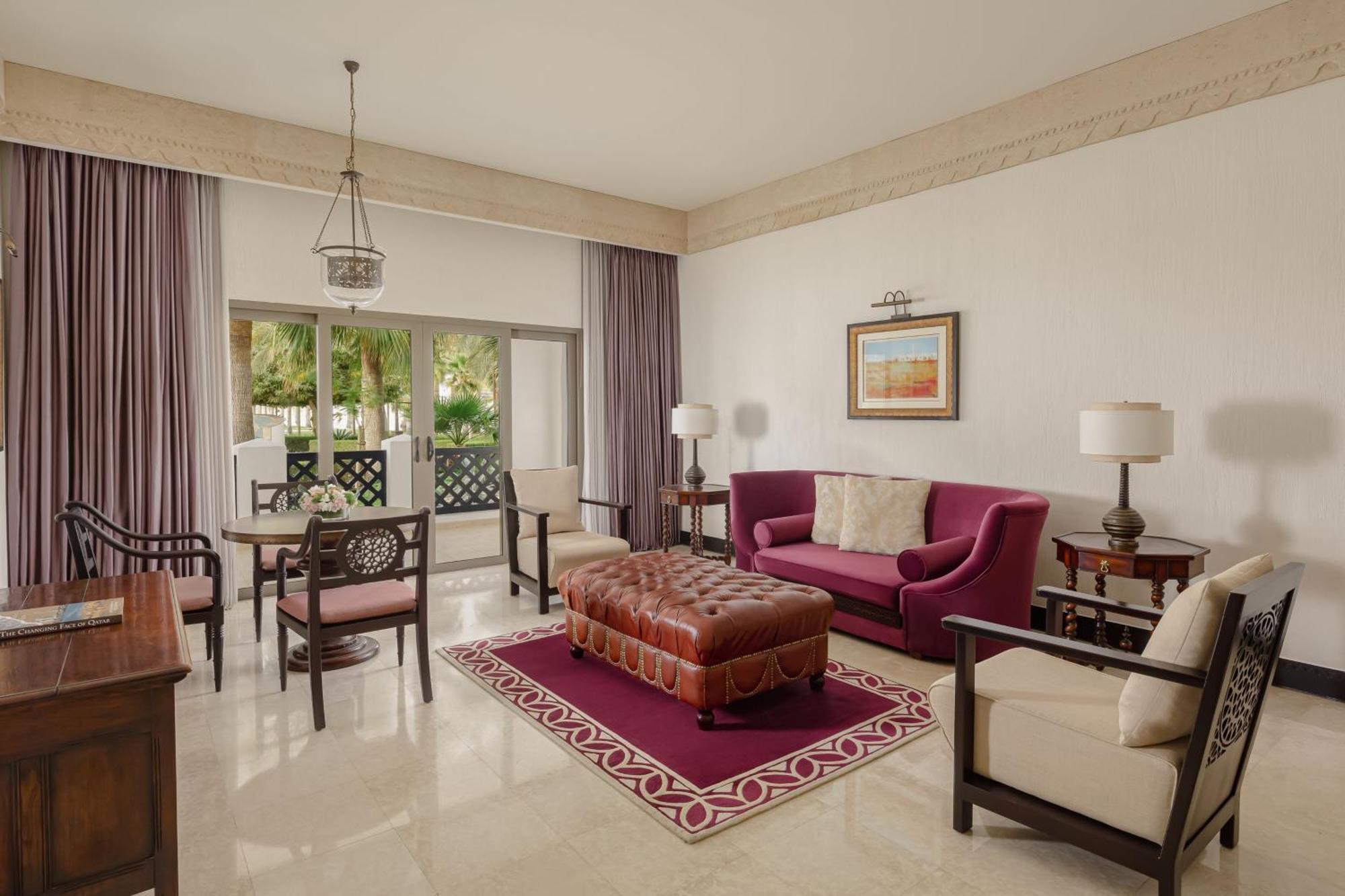 沙迦度假村及水疗中心,丽思卡尔顿酒店 多哈 外观 照片 Living room